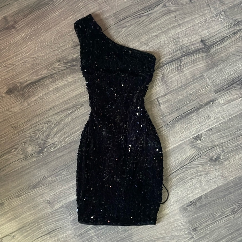 One shoulder formal dress